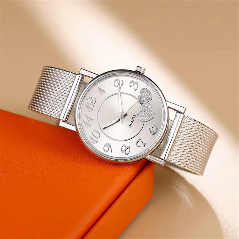 Everyday.Discount stylish women watches rosegold silver cute hearts inlay quartz watch