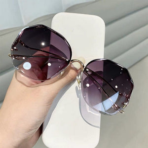 Everyday.Discount women's shade sunglasses frameless rimless sun eye glasses shades womens eyewear squared curved temple sun glasses women car driving holiday sea beach designed sunglasses everyday.discount women squared polycarbonate lenses uva  tiny round faces uva uvb cycling holiday eye glasses valentine gifts free.shipping 